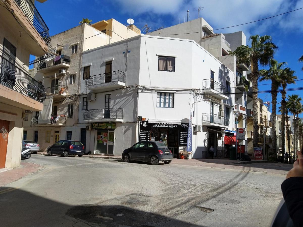 Centrally Located Bugibba Apartment - Seaside Comfort เซนต์พอลส์เบย์ ภายนอก รูปภาพ